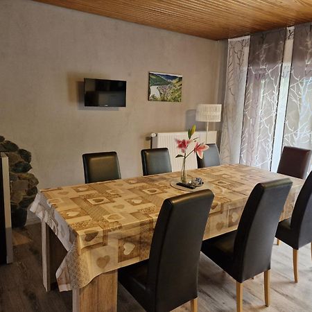 Ferienhaus Heimes Klotten Eksteriør billede